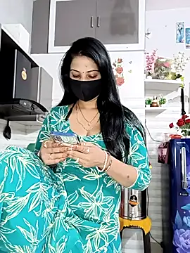 Snapshot of Best-Couple chatting on 29, 4, 2026 Best-Couple online show from 29, 4, 2026