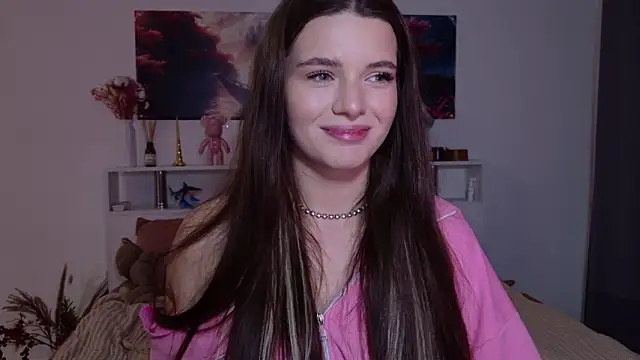 Snapshot of Nellie_Medina chatting on 14, 10, 2025 Nellie Medina online show from 14, 10, 2025