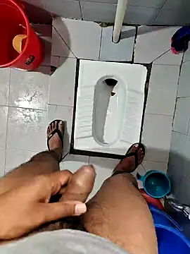 Snapshot of Whitehouse01 chatting on 6, 1, 2025 Whitehouse01 online show from 6, 1, 2025