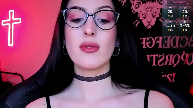 Miss Alice   online show from 29, 3, 2026