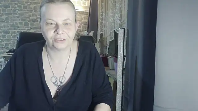 Sweet Phoenix online show from 9, 10, 2025