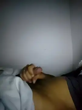 Snapshot of fredfgr chatting on 18, 12, 2025 fredfgr online show from 18, 12, 2025