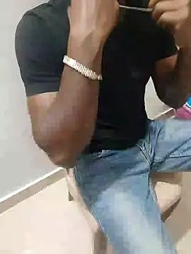 Snapshot of hot_boy_dic chatting on 15, 3, 2025 hot boy dic online show from 15, 3, 2025