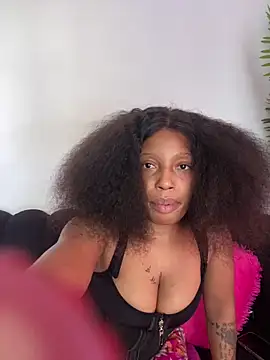 Snapshot of Thando04 chatting on 7, 1, 2026 Thando04 online show from 7, 1, 2026