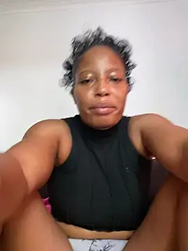 Snapshot of Thando04 chatting on 14, 1, 2026 Thando04 online show from 14, 1, 2026