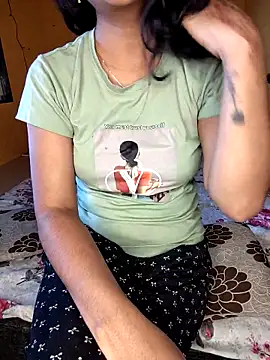 lovelygirl4567 online show from 20, 10, 2025