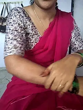 lovelygirl4567 online show from 19, 12, 2025