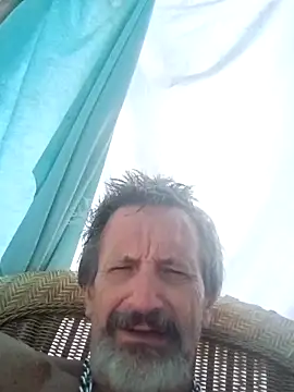 Cloudin around online show from 26, 9, 2025