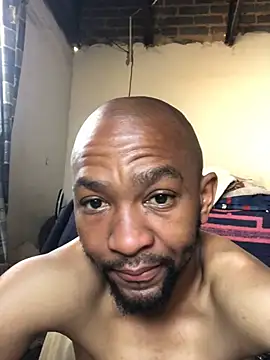 Snapshot of MKbesxxx chatting on 4, 6, 2026 MKbesxxx online show from 4, 6, 2026