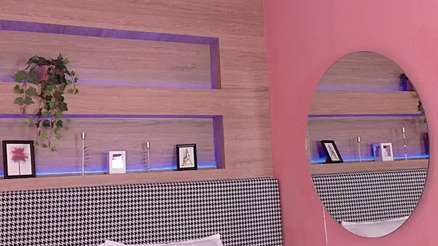 Snapshot of NickyBelmonth chatting on 20, 1, 2025 NickyBelmonth online show from 20, 1, 2025