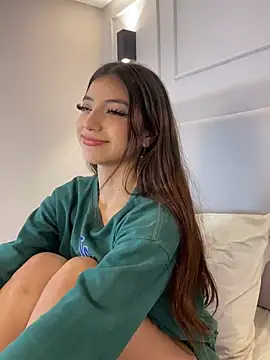 Snapshot of NickyBelmonth chatting on 6, 3, 2025 NickyBelmonth online show from 6, 3, 2025