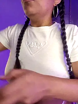 Snapshot of PaulaOrtiz_1 chatting on 7, 11, 2025 PaulaOrtiz 1 online show from 7, 11, 2025