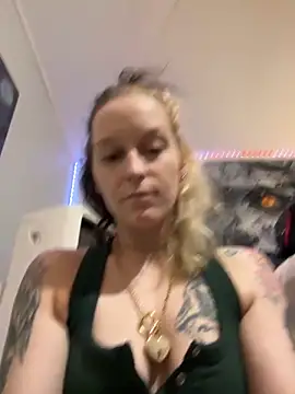 damselaintstressn online show from 7, 11, 2025