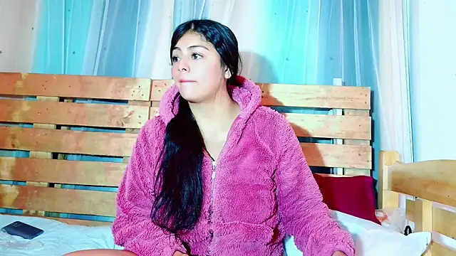 Snapshot of lana_reverse chatting on 3, 1, 2025 lana reverse online show from 3, 1, 2025