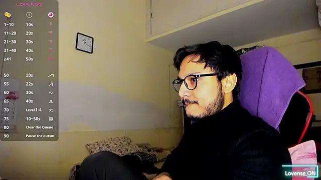 Snapshot of fuckkboy101 chatting on 4, 1, 2025 fuckkboy101 online show from 4, 1, 2025