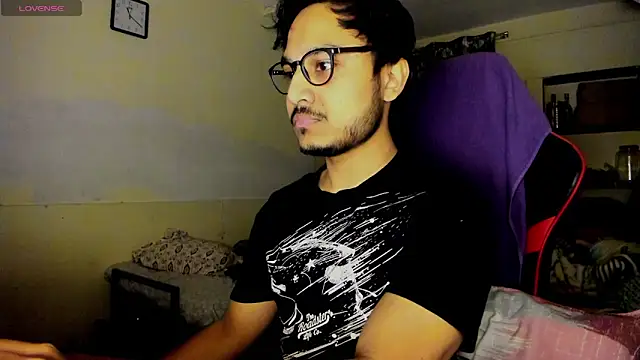 Snapshot of fuckkboy101 chatting on 11, 1, 2025 fuckkboy101 online show from 11, 1, 2025