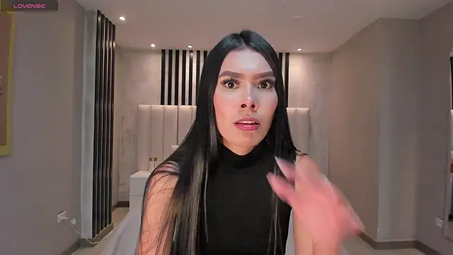 NiaSalvatore online show from 26, 2, 2025