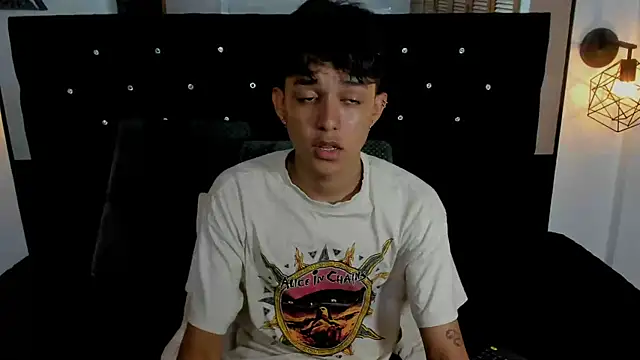 jisuscat online show from 17, 10, 2025