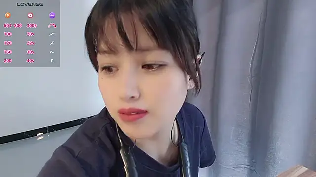 Lucky-xiuxiu online show from 25, 10, 2025