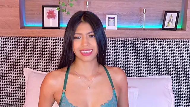 AbieHills online show from 1, 3, 2025