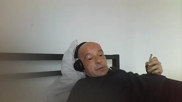 horndude187187 online show from 31, 12, 2024