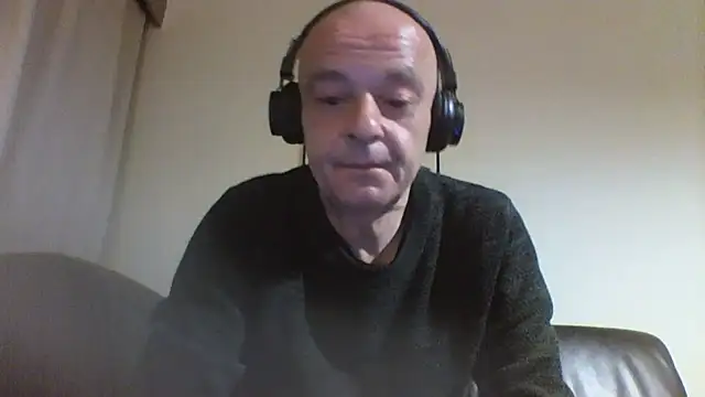 horndude187187 online show from 3, 1, 2025