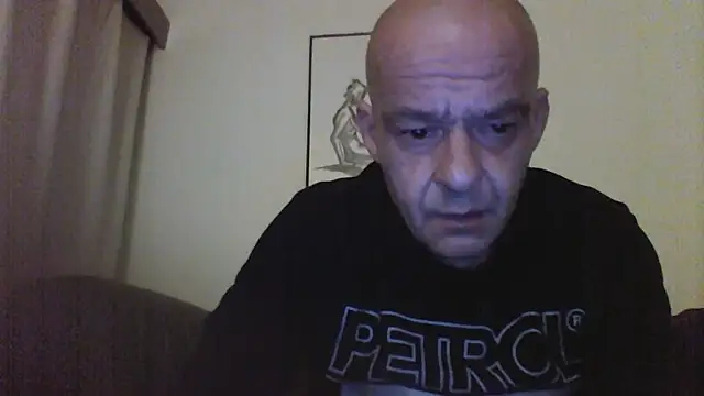 horndude187187 online show from 15, 1, 2025