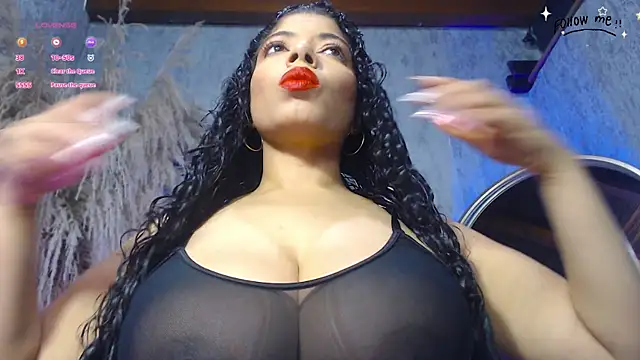 Snapshot of harper_ziu chatting on 12, 11, 2025 harper ziu online show from 12, 11, 2025