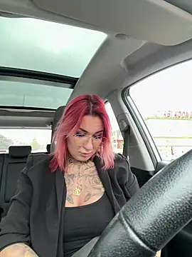 Mia-Fuchs online show from 11, 1, 2025