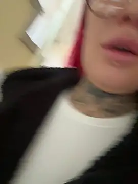 Mia-Fuchs online show from 16, 1, 2026