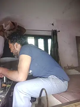 MAGNETICDADDY8 online show from 18, 9, 2025