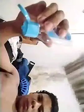 Snapshot of whoislone chatting on 16, 1, 2025 whoislone online show from 16, 1, 2025