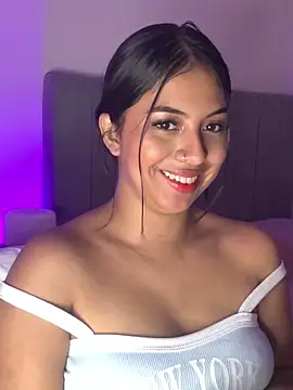 Snapshot of Julii- chatting on 9, 2, 2025 Julii- online show from 9, 2, 2025