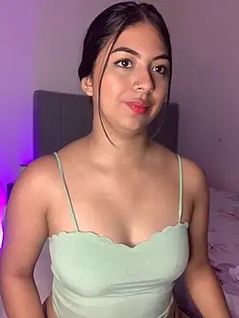 Snapshot of Julii- chatting on 19, 2, 2025 Julii- online show from 19, 2, 2025