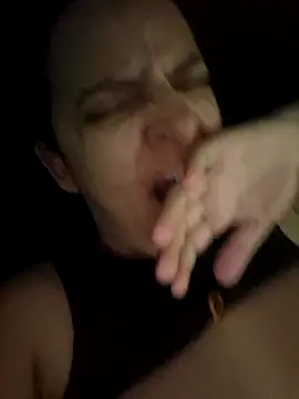 AliceRuivinha2 online show from 5, 3, 2026