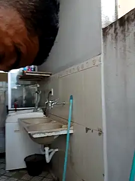 AliceRuivinha2 online show from 5, 4, 2026