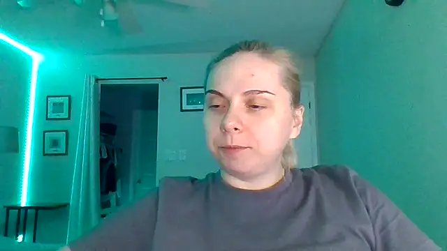 HappyIva online show from 12, 11, 2025