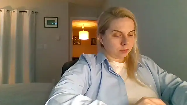 HappyIva online show from 14, 11, 2025