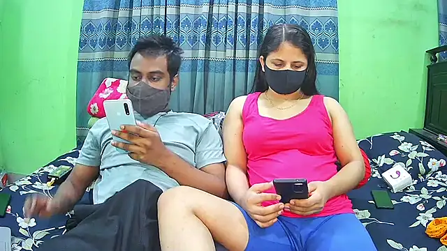 Snapshot of Hot_Nila chatting on 19, 11, 2025 Hot Nila online show from 19, 11, 2025