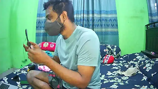 Snapshot of Hot_Nila chatting on 20, 11, 2025 Hot Nila online show from 20, 11, 2025