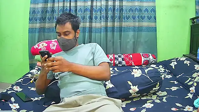 Snapshot of Hot_Nila chatting on 27, 11, 2025 Hot Nila online show from 27, 11, 2025