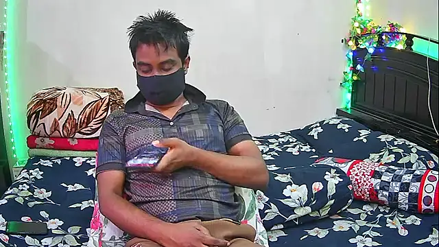 Hot Nila online show from 11, 2, 2026