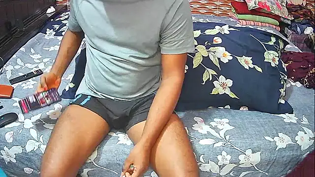 Hot Nila online show from 6, 4, 2026