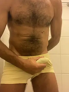 JoaoLenhador online show from 28, 2, 2025