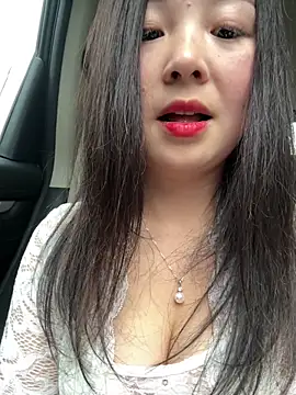 SSSniang- online show from 8, 2, 2025