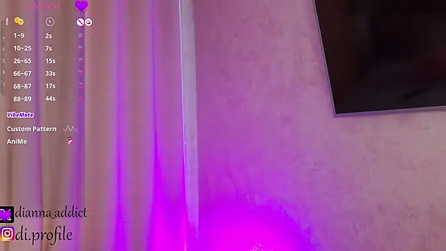 uhlala   online show from 4, 3, 2025