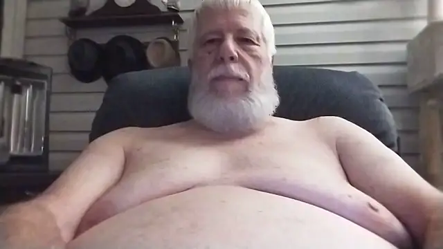 Snapshot of Futura_intx chatting on 7, 6, 2026 Futura intx online show from 7, 6, 2026