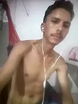 MagrinhoSaradoo online show from 4, 2, 2025