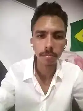 MagrinhoSaradoo online show from 22, 2, 2025