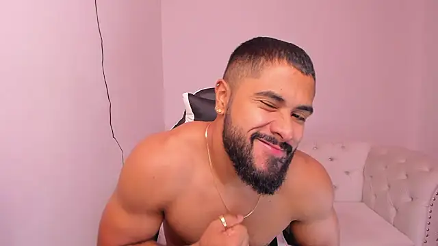 Santiago huntt online show from 6, 2, 2025